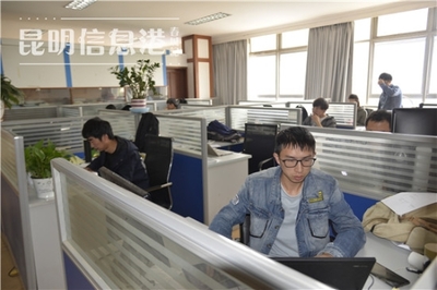 工程師秦穎:踐行“匠心”精神 詮釋昆船力量